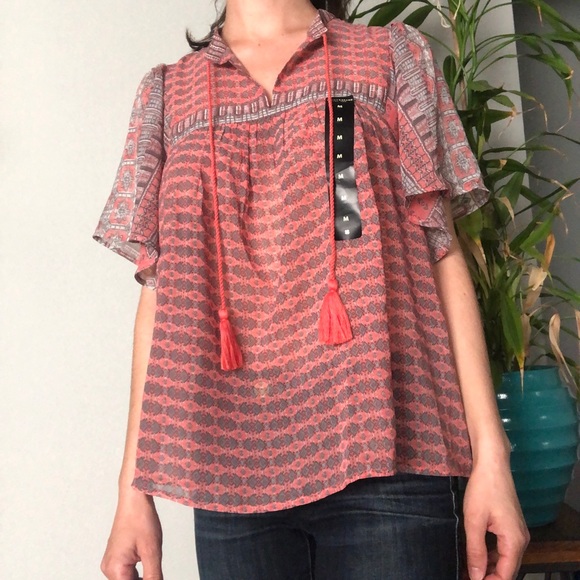 Lucky Brand | Sheer Short Sleeve Peasant Top - Picture 4 of 8